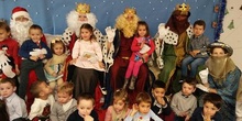 Los Reyes Magos visitan el colegio 9