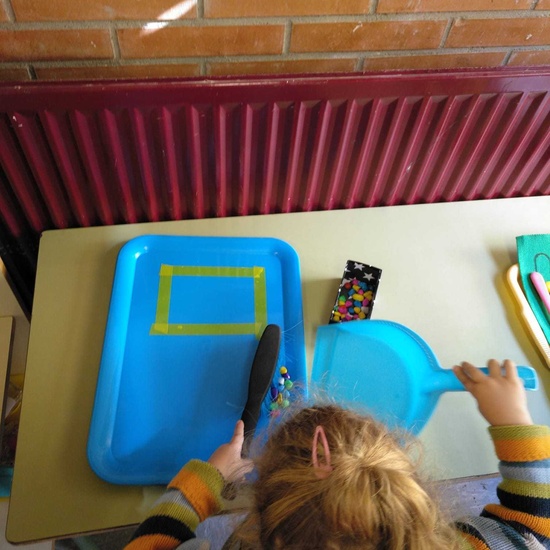 RINCÓN DE VIDA PRÁCTICA (MONTESSORI) 13