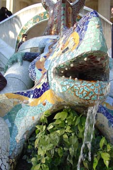 Fuente del Lagarto, Parque Güell, Barcelona