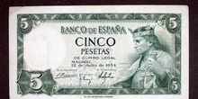 Anverso de un billete de cinco pesetas acuñado por el Banco de E