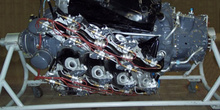 Motor de 4 estrellas con 36 cilindros