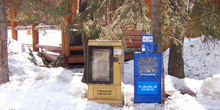 Máquina expendedora de periódicos, Baker Creek Chalets, Parque N