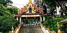 Entrada al Doi Suthep,Chiang Mai, Tailandia