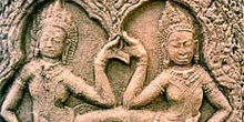 Figuras danzantes en relieve, Angkor, Camboya