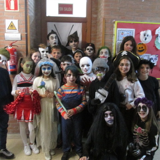 2019_10_30_Sexto B celebra Halloween por todo lo alto_CEIP FDLR_Las Rozas_2019-2020 14