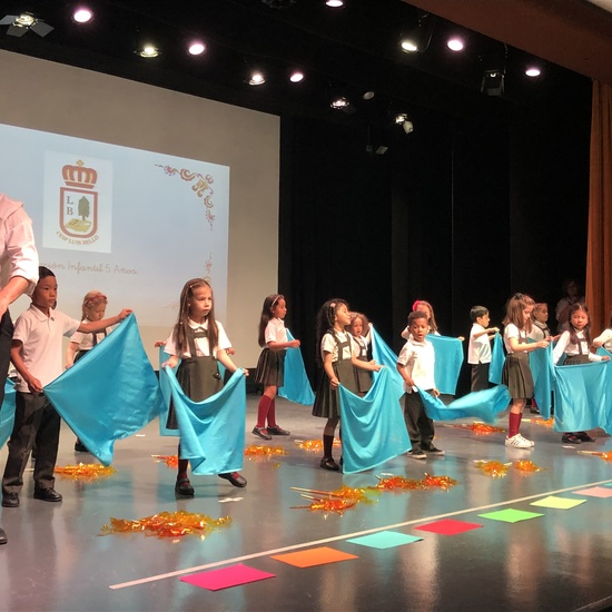 GRADUACIÓN 5 AÑOS 3