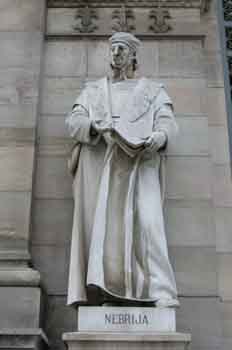 Estatua de Don Antonio de Nebrija