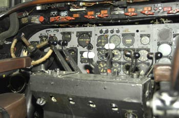Cuadro de mandos de un avión, Museo del Aire de Madrid
