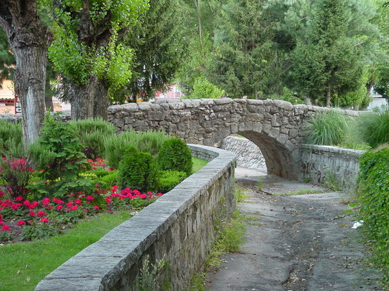 Puente de piedra en Soto del Real