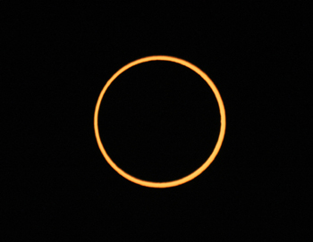 Fase máxima del eclipse anular 03