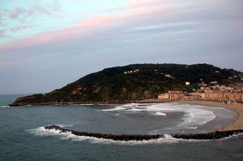 Playa de la Zurriola y Monte Ulía, San Sebastian