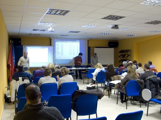 El Holocausto: los campos de exterminio (asistentes)