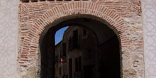 Puerta de la muralla de Pedraza, Segovia, Castilla y León