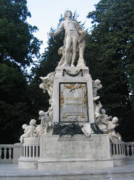 Estatua de Mozart