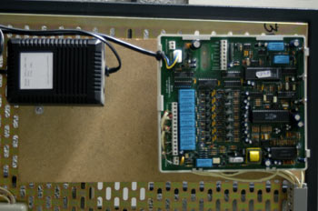 Centralita analógica, de 7 extensiones, para viviendas unifamili