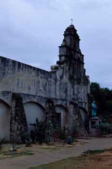 Muralla antigua de piedra