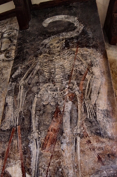 Pintura mural del claustro de la Colegiata de Alquezar. Huesca