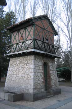 Palomar en los Jardincillos de la Estación, Palencia, Castilla y