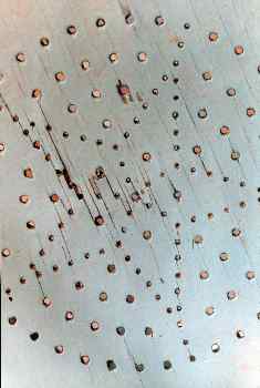 Motivo de estrella en una placa de metal