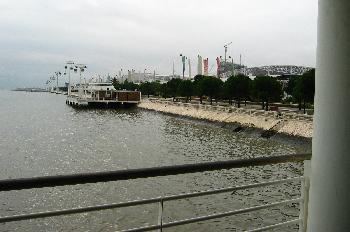 Vista del recinto de Expo 98 desde la Torre da Gama, Lisboa, Por