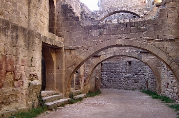 Arco del paso entre las torres, Huesca