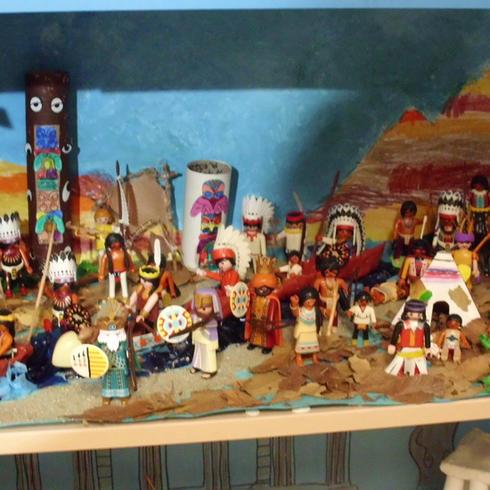 SOLIDARIDAD EN NAVIDAD EN EL HOSTOS 24