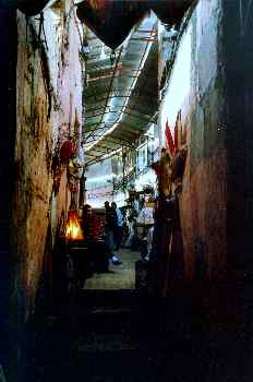 Zona cubierta de un zoco, Marrakech, Marruecos