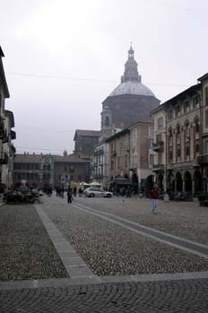 Broletto y el Duomo, Pavía