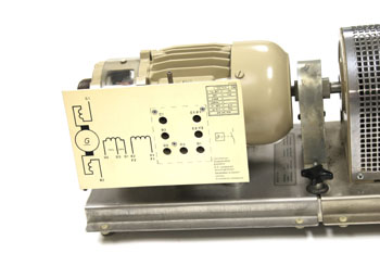 Generador de corriente continua con excitación compound