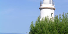 Faro en la bahía de Sóller, Mallorca