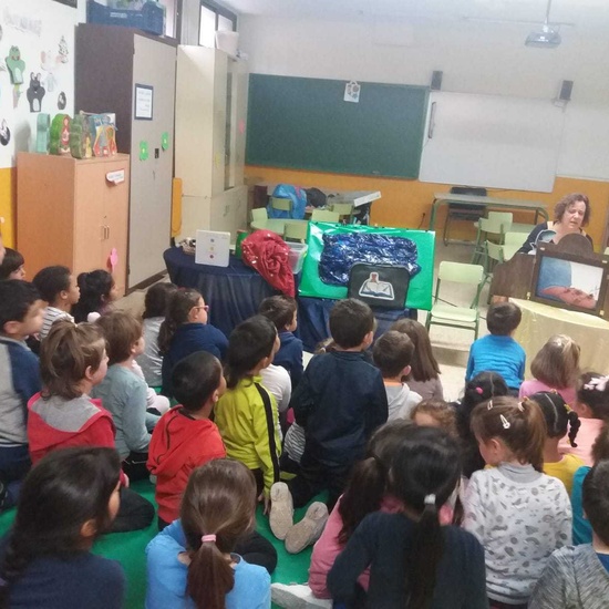 CUENTACUENTOS INFANTIL. día del libro 18-19 29