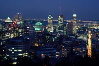 Vista nocturna de Montreal, Canadá