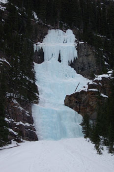 Cascada helada, Lago Louise, Parque Nacional Banff