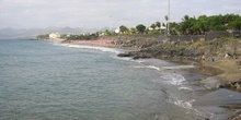 Playa con rocas