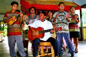 Músicos indonesios, Sulawesi, Indonesia