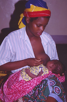 Madre con bebé, Nacala, Mozambique