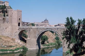 Vista del Puente de Alcántara, Toledo