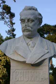 Busto de Don  Federico Chueca