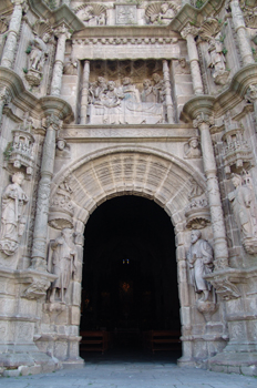Portada de la Basílica de Santa María, Pontevedra, Galicia