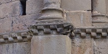 Detalle de las cenefas de ajedrezado, Jaca, Huesca