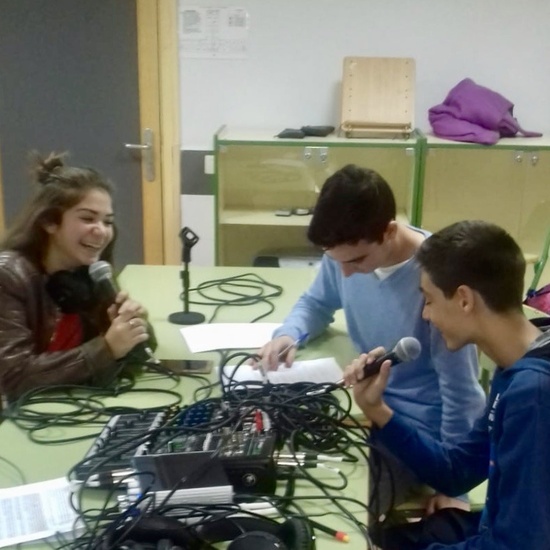 42-Taller de radio 