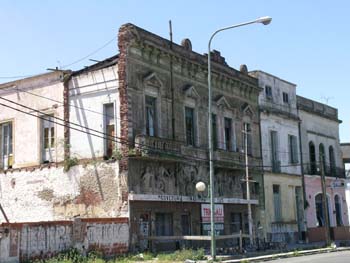 Edificio en el Barrio de la Boca, Argentina