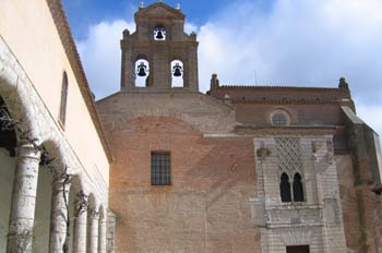 Patio del Real Monasterio de Santa Clara, Tordesillas, Valladoli