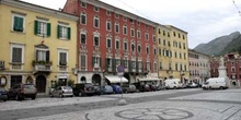 Detalle piazza, Carrara