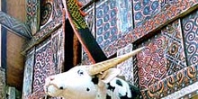 Detalle de casa Toraja, maderas talladas, Sulawesi, Indonesia