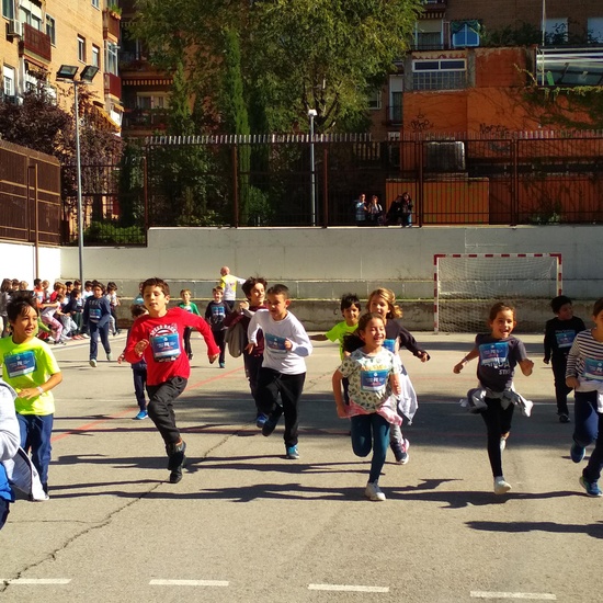 CARRERA UNO ENTRE CIEN MIL CONTRA EL CÁNCER INFANTIL 3