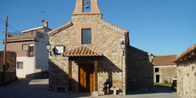 Vista de iglesia en Garganta de los Montes