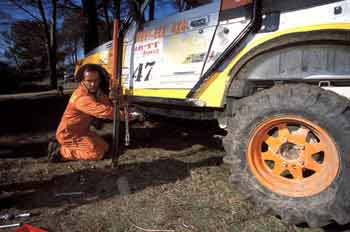 Mantenimiento de un coche de rally