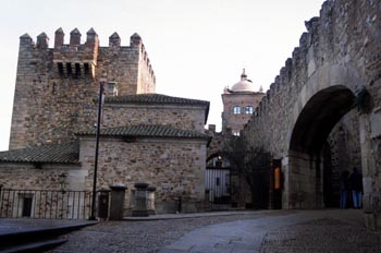 Torre de Bujaco y Arco de la Estrella - Cáceres