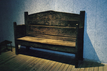 Utensilios domésticos: Escaño de cocina (XIX), Museo del Pueblo